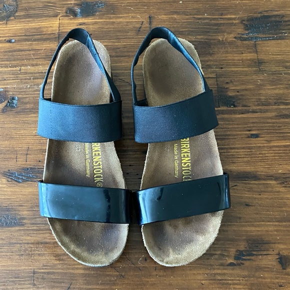 Munro Shoes - Munro‎ elastic double strap black sandal w/ Birkenstock footbed size 9